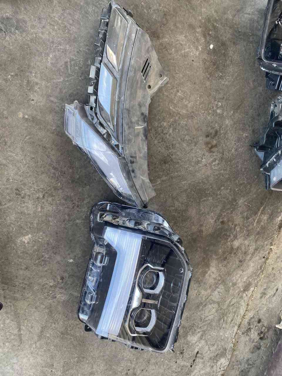 السلام عليكم لايتات ٣ عدسات لايت يسره عدستين
رادار يسار ٢٤ و٢٣
بك لايت يمنه امريكي 
دعاميه ضفيره 
كامره 
ضفيره 
دبل امامي خلفي 
بدنه 
قبق ستيرن اسود


**إذا كنت صاحب هذا الإعلان وتريد حذفه لأي سبب، رجاءا أرسل رسالة إلى الدعم الفني**