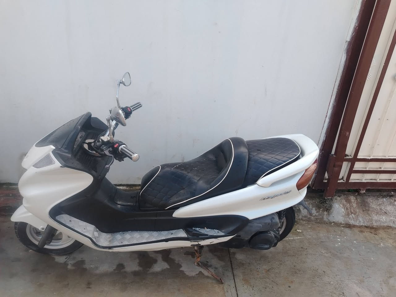 يا الله بسم الله شباب ماجستا لون ابيض رمبه مال حاويه ماشيه فقط 27
كفاله عامه برغي ما مفتوح كلشي شغال جديده بمعنى الكلمه كزوز رياضي صوت طرب حيل يونس ((السعر مليون قفل قفل))  غير قابل للتفاوض متواجد خاص او راسلني على الرقم او اتصل *********** 

(((المكان موصل))))   او مراوس حسب القناعه
