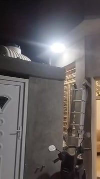 بيت بحي الزهراء إلى يجار باقي تفاصيل اتصل وتدلل ‏‪07721465033‬‏