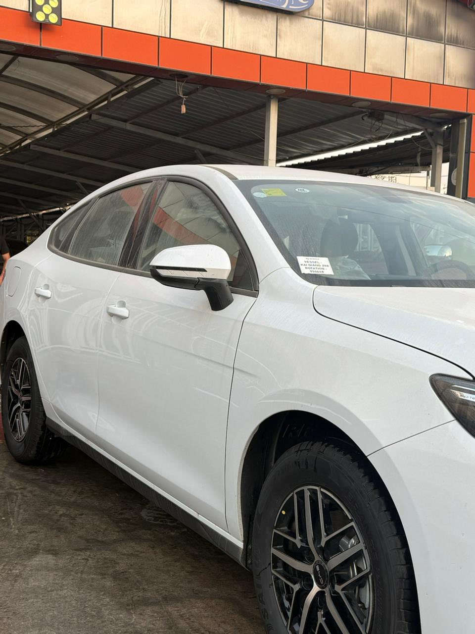 من معرض الاخوين لتجارة السيارات
🚗🔥 BYD SEAL 5 — يجيك ويل كروم يخلي الستايل غير من معرض الاخوين لتجارة السيارات شكل!
تصميم  أنيق… تكنولوجيا حديثة ❗️
🔥السعر 18,500,000 دينار عراقي  شامل الدلال  🔥
• موديل 2025 

🔋 المحرك والتقنيات
 • محرك 1500cc اقتصادي (Hybrid + Electric + Petrol)
 • تبريد أمامي وخلفي قطعتين
 • كير ماوس+  تمشيك  مايقارب2100 كم🔥
 • بصمة + كارت دخول ذكي
 • شاشة وسطية
 • كامرة خلفية
 • حساس خلفي 

💡 الإضاءة والتصميم
 • لايت زنون
 • بك لايت LED
 • ويل كروم 
 • داخل جلد لون أبيض
 • تحكم مقود جانبين

ملحقات:- شاحن + ارضيات + كارت+ ماسحات+ فوم+ مثلث وجميع التفاصيل 

تجربة قيادة مختلفة وتفاصيل تليق باللي يدور على شكل + أداء + تقنية.

📍 العنوان: بغداد – الوزيرية – مقابل المجمع العلمي  

لاستفسارتكم يرجى الاتصال على الأرقام :

📲***********
📲***********
📲***********
