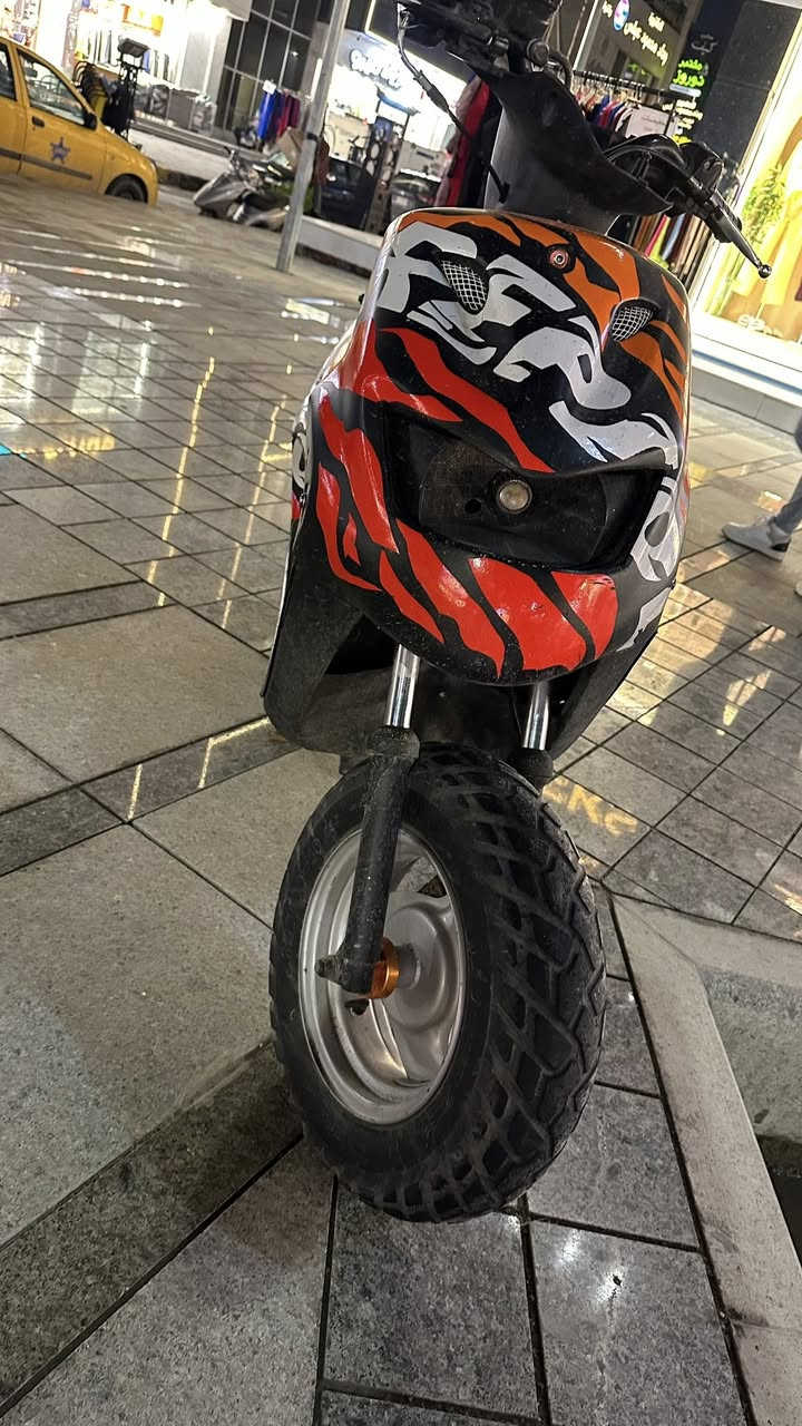 سلام عليكم
دراجه خبط سرعه 80 جبلي
جاهزه مابيه اي نقص 
للبيع او المراوس
سعر قفل 250 
مكاني زيونه
***********
