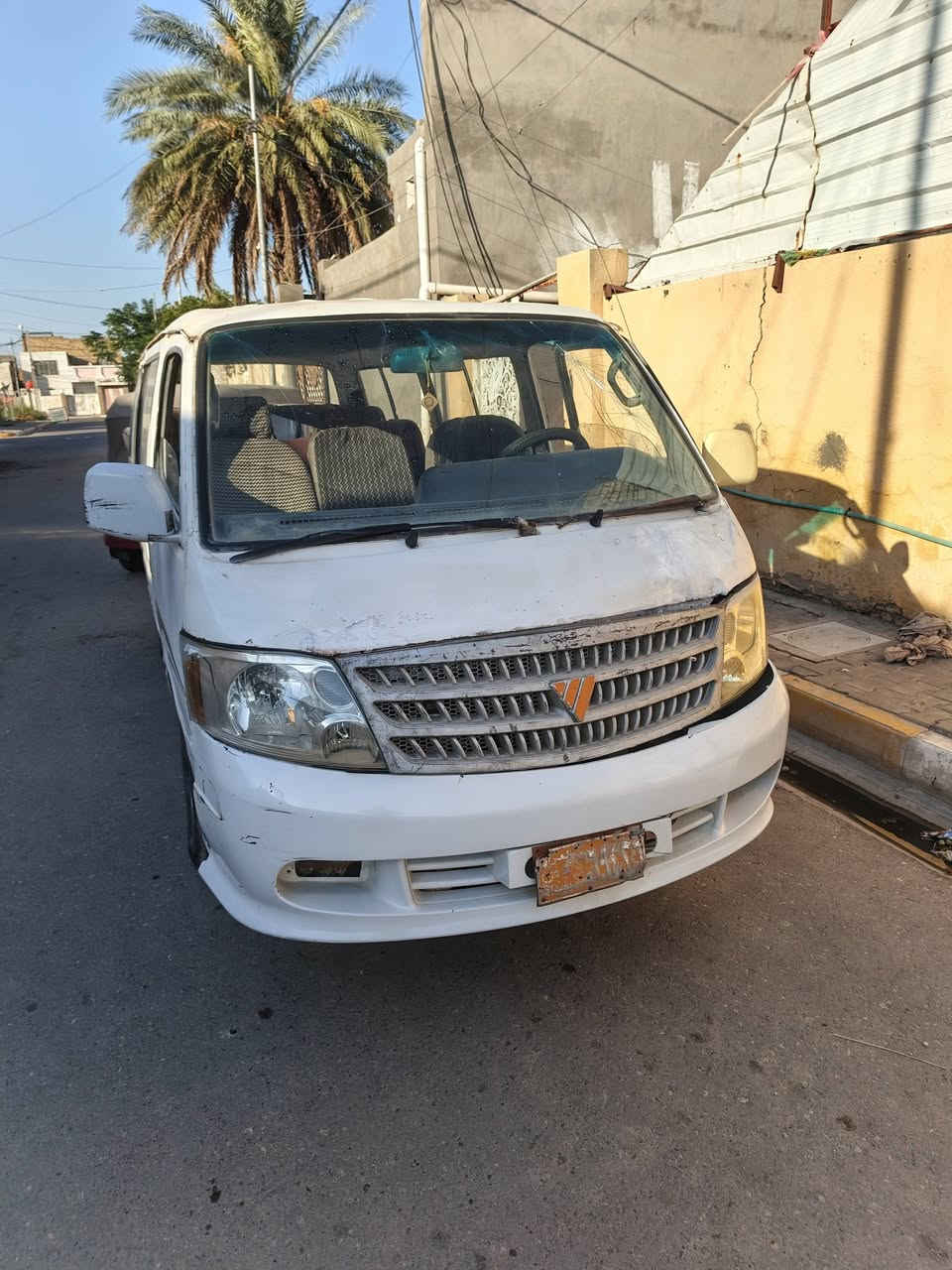 فتون للبيع مكينه وكير خير من الله السيارة عوزةتريب ملاحظة ما اندل راعيه الشرعي اكفلك بس سرقه وعشائر السعر عشر ورقات وبيه مجال قليل ***********
