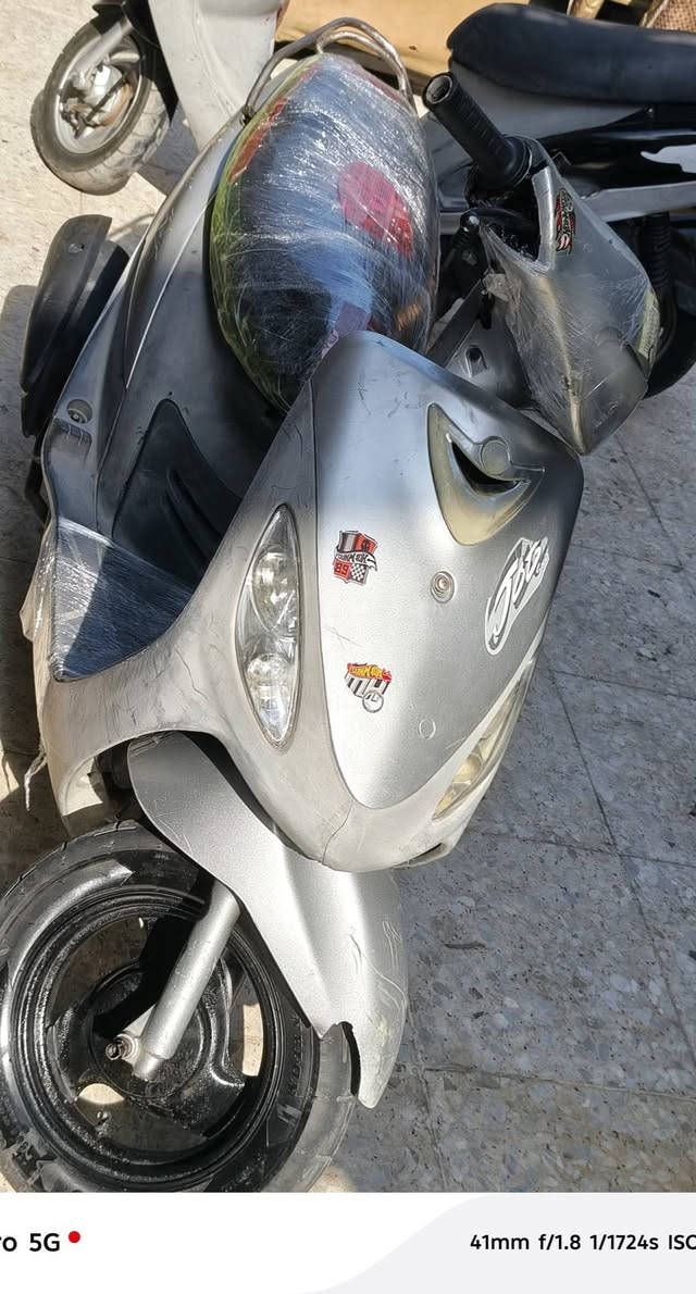 سلام عليكم درجه ماكس منغولي درجه شغاله سلف وهندر مكينه نضيفه بس جنت تركه وكشي مابيه تشتغل شوي يترد ترتبه لبيع مكاني بغداد شارع فلصطين 
***********
