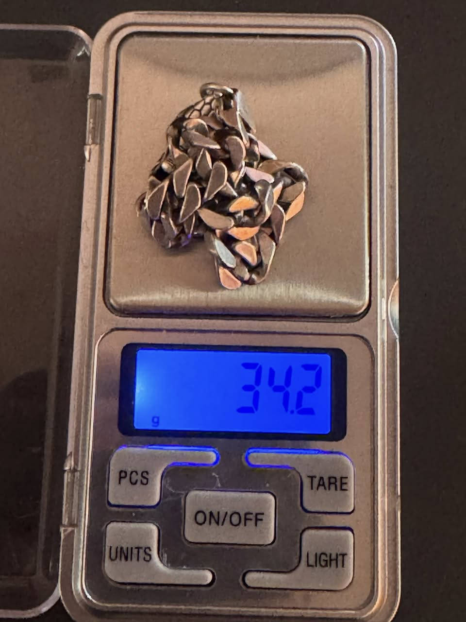 كارتير زنجيل وسوار حية قطعة راقية

الغرام ب 4 

78 غرام ابيعهن سوى


**إذا كنت صاحب هذا الإعلان وتريد حذفه لأي سبب، رجاءا أرسل رسالة إلى الدعم الفني**