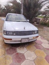 بطه كراون موديل 92. رقم بغداد  سيارة جاهزه من كل شيء  تبريد   كهربائيا...