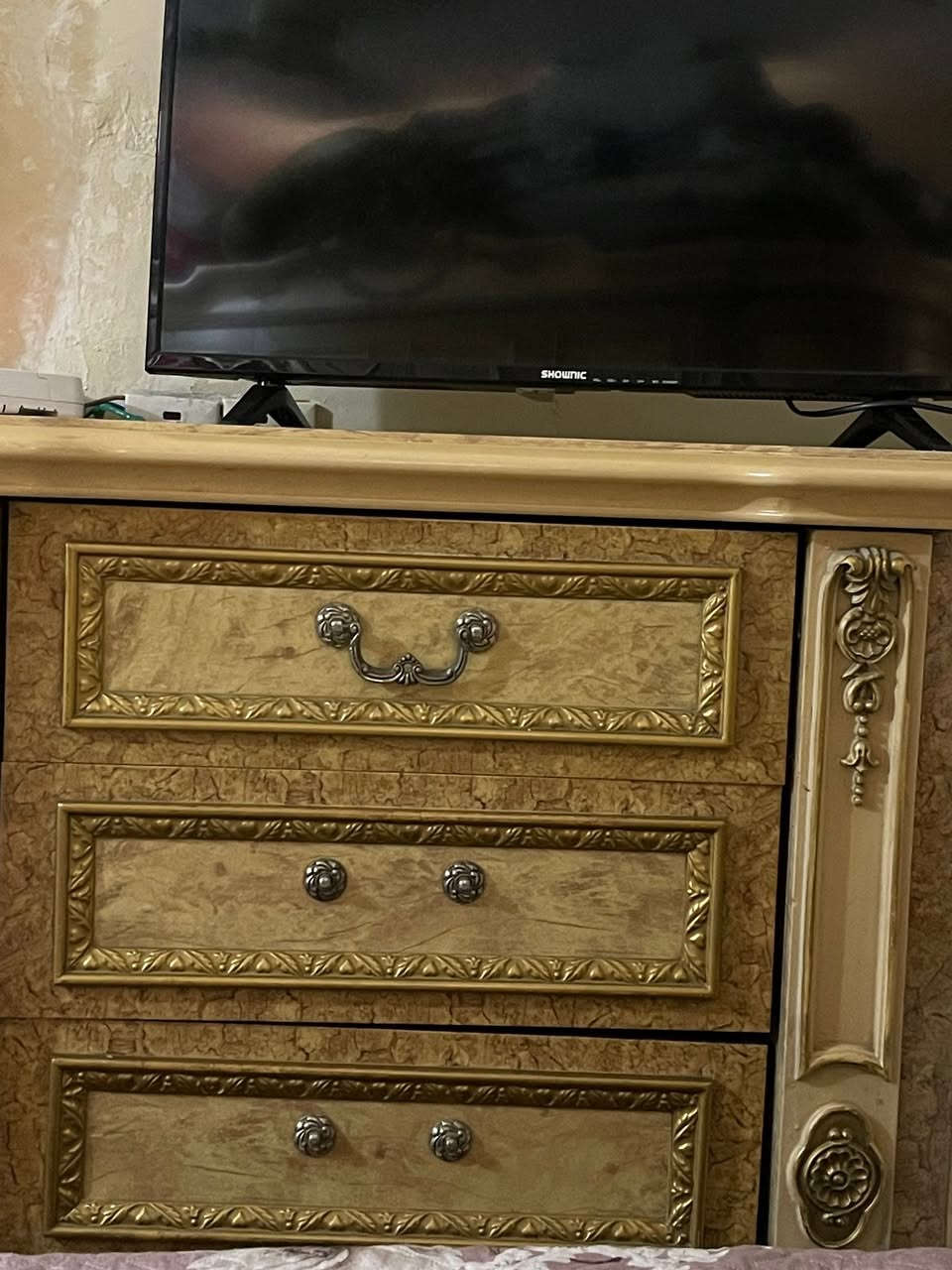 غرفة مصرية من الدرجة الاولى
اول منزلت اخذتها ب4 مليون ورايدتها بمليون
العنوان/ الشعب حي التجار


**إذا كنت صاحب هذا الإعلان وتريد حذفه لأي سبب، رجاءا أرسل رسالة إلى الدعم الفني**