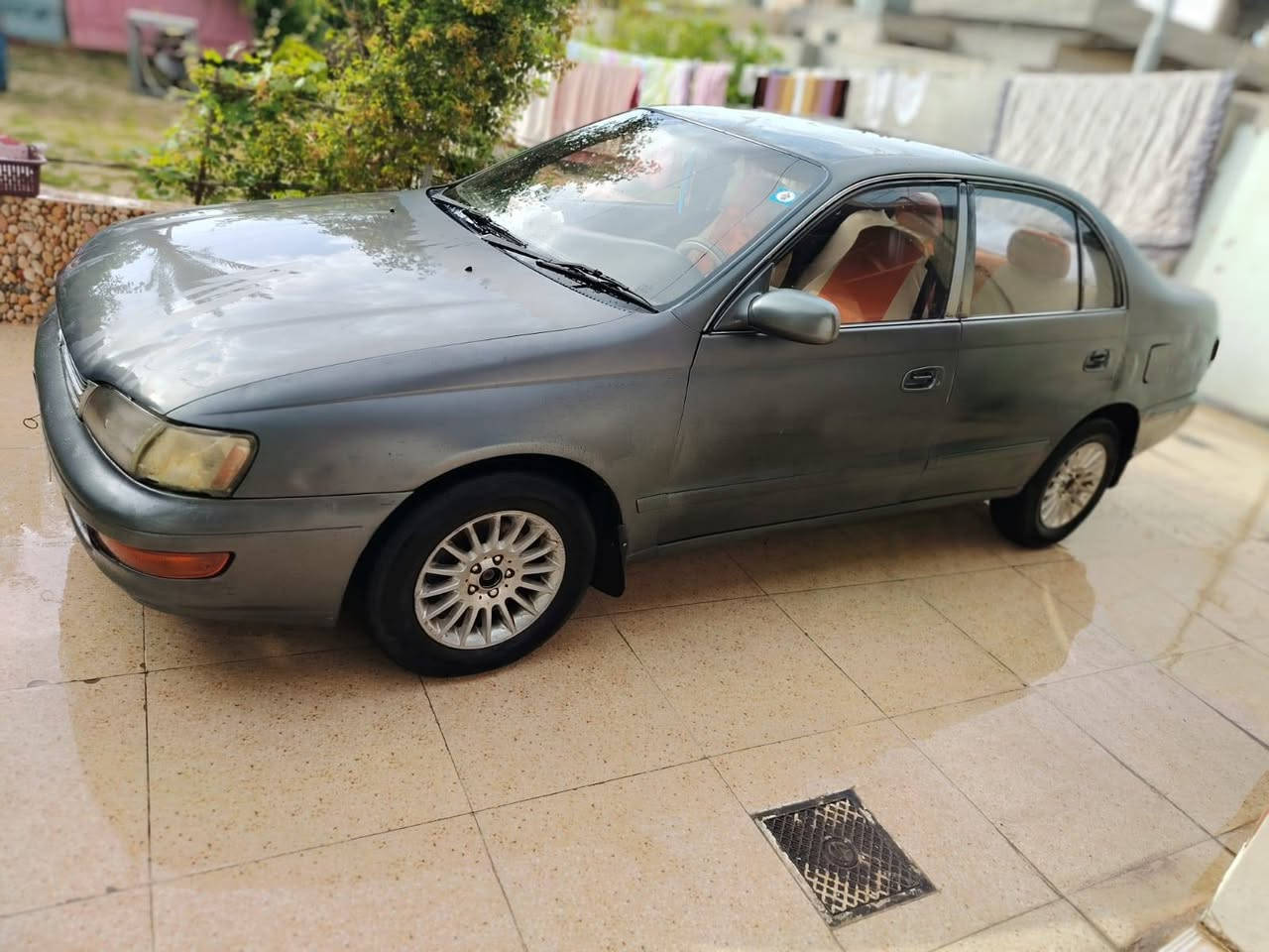 سيارة فرخ بطة كورونا للبيع موديل ٩٣ رقم نينوى انگليزي محرك ١٨ ابو الكف  صاحبها الشرعي بالشرقاط مكاني القيارة ***********
