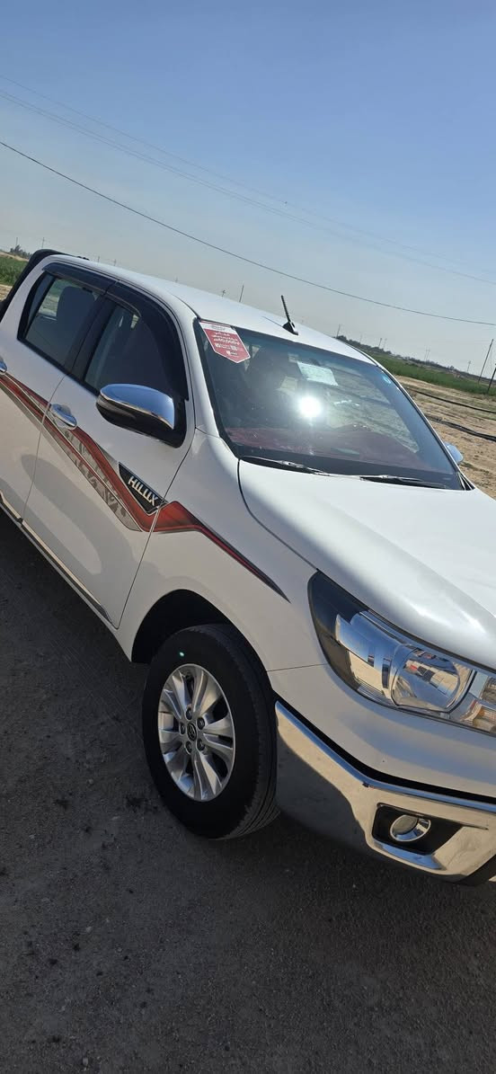 هايلوكس للبيع وضع الشريكه ماشيه ٢٤ الف موديل ٢٥ كفاله عامه شرط زلغ مابيه وبعد بيه تبديلات دهن عله الشريكه  مجاني السعر ٢٩٥ ***********
