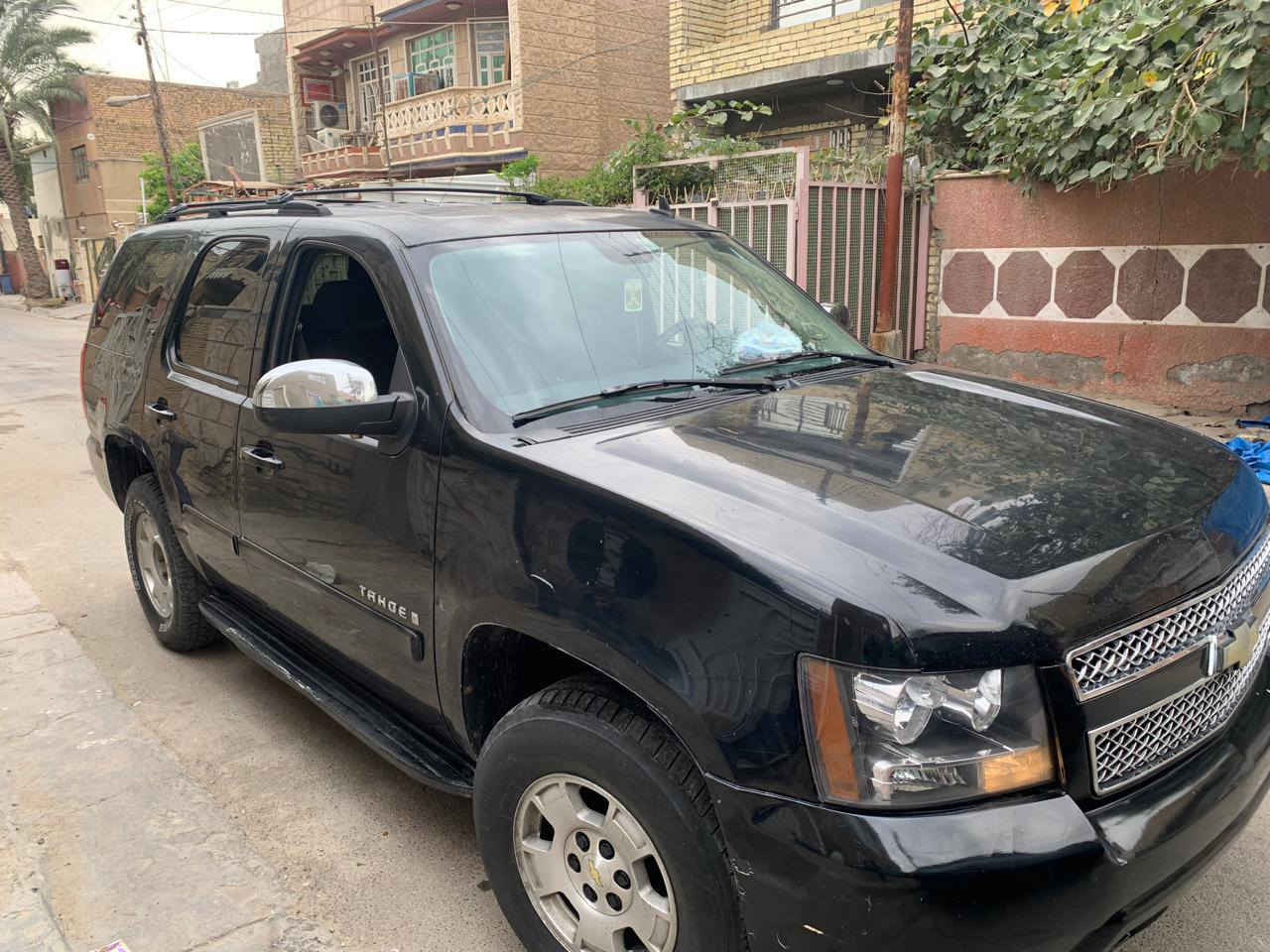 السلام عليكم تاهو للبيع سياره ادوات مقفوله من الكص موديل 2009 بغداد***********
