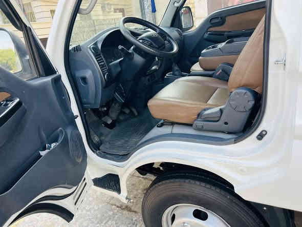 سلام عليكم كيا فحل موديل 2021 محرك 4000
مكفوله كفاله عامه ابيع سونار 
تحويره تانكي 120وتايرات 14
رقم بغداد مشروع وطني عنوان بغداد مدينه الصدر 
رايدها ب168 بيها شي بسيط 
***********
