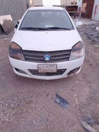 للبيع جيلي 2013رقم ديالى مالكه في بعقوبه تخم اطارات باتري جديد لكن متر...