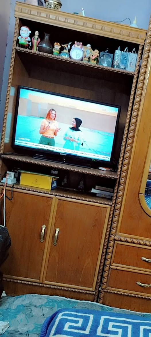 السلام عليكم غرفه نوم صاج باب اول ست بوب مع ملحق وميز تلفزيون خمس قطع للبيع مع جربايه


**إذا كنت صاحب هذا الإعلان وتريد حذفه لأي سبب، رجاءا أرسل رسالة إلى الدعم الفني**