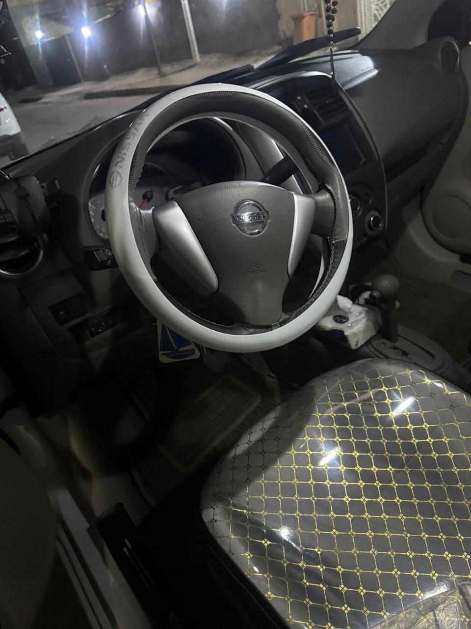 صني هندي موديل 2023رقم ذي قار للبيع حادث بصيط جداً بيه نص البنيه صبغ والجاملغ بس بارد معوقين مكانه الناصريه مركز هذه رقمي ***********
