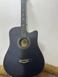 كيتار • غير مستخدم • مع ملحقات