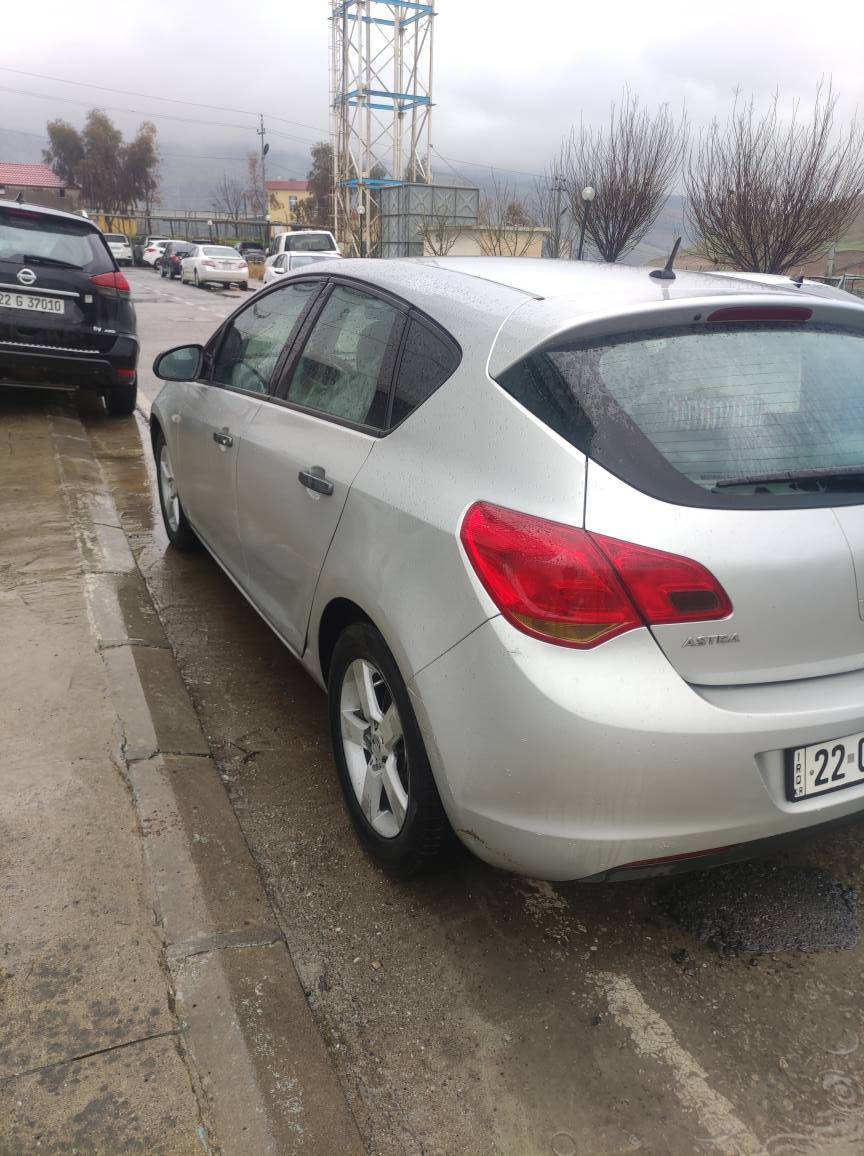 بسم الله الرحمن الرحيم ✅ 
ئؤپل ئيسترا مؤديل 2009✅
گير و مكينه به شه رت گير عادي ✅
رقم و سه نه وي نويه ✅ 
سبوغ له دوو پارچه بي داخلي ✅
سياره كه زؤر زؤر خاوينه ماشاء الله ✅
تحويل غرامه به شه رت ✅ 
سعري 63مجاليكي كم ✅
بؤ زانياري زياتر نامه بنيره ✅ 
يان په يوه ندي بكه به م ژماره ***********✅ سوران, أربيل
