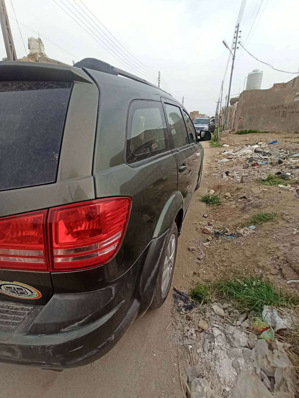 السلام عليكم 
سياره جورني موديل 17حره بسمي رقم انكليزي دولي
وارد امريكي ضربته جاملغ وبنيد 
سياره استخدام شخصي بيه جراد قليل 
مكينه مفتوحه السعر 120وبيه مجال العنوان ذي قار /الغراف
‏‪***********‬‏
واتساب او اتصال فقط
