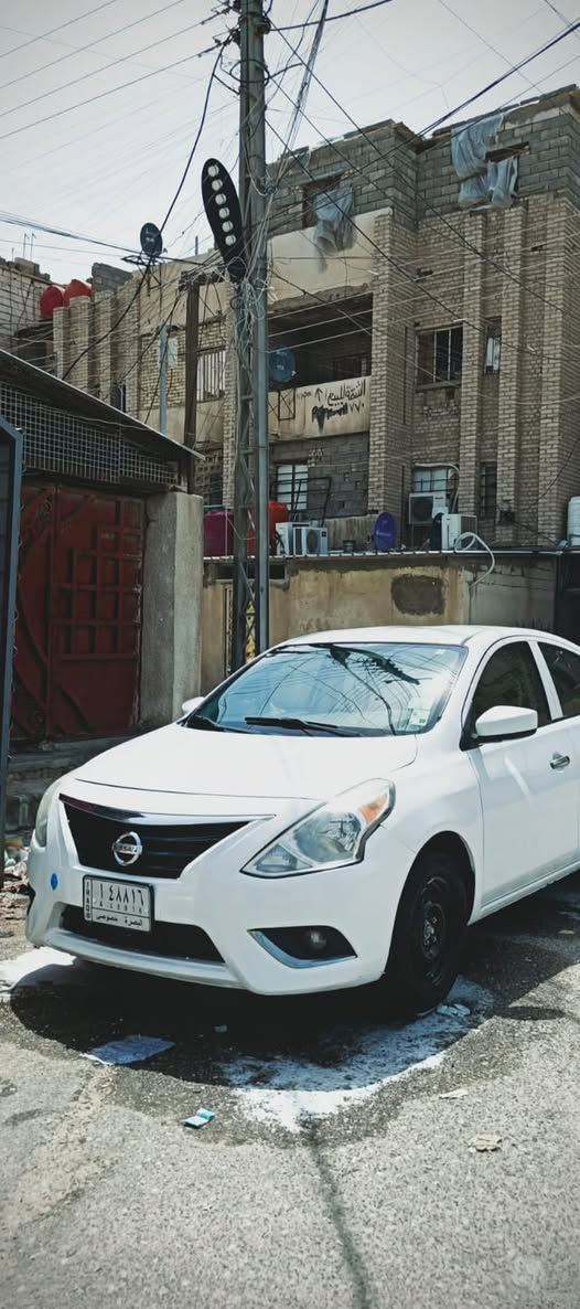 سلام عليكم نيسان فيرسا للبيع كفاله عامه من دعاميه للدعاميه مديل 18 سياره كير عادي  حيل جديده وع ايدي شرط حته الحداديه مكفوله قطره مال زنجار ما بيه تخم تاير حداديه حداديه تبريد شرط تحويل هزه جديده وكلشي مكمل كبل بسمك مكاني بصره سعر 88وبيه مجال ***********
