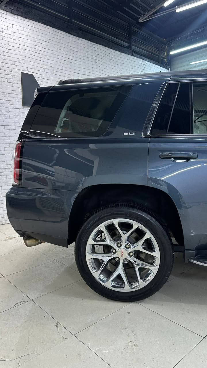 يوكن 2019 SLT V8 5300  للبيع
رادار امامي خلفي
مانع تصادم و قيادة الية 
تحديد مسار تشغيل عن بعد و 5 بصمات
كشن رادار هزاز تدفئة تبريد و فتحة وشاشة عرض خلفية 
تدفئة تبريد مساج مقاعد امامية 
تدفئة مقاعد خلفية 

السيارة فول جلد ماعدا الصندوق 
ويل ستال ستيل كروم حجم 22 و تخم تاير R2R امريكي اصلي
عليها نانو سيراميك 
عليها نضام و اكزوز بورلا تحكم ريمونت
بيها نضام قاصة  و مرايات شفط 
تحكمات خير من الله 
ماشية 150 كيلو  
وارد امريكي ضربة بالصندوك مبدل جديد
و جاملق خلفي راجع بارد
السيارة جاهزة من كلشي مانقص بيها ايشي
السعر 345  
*********** للتواصل اتصل او واتساب
