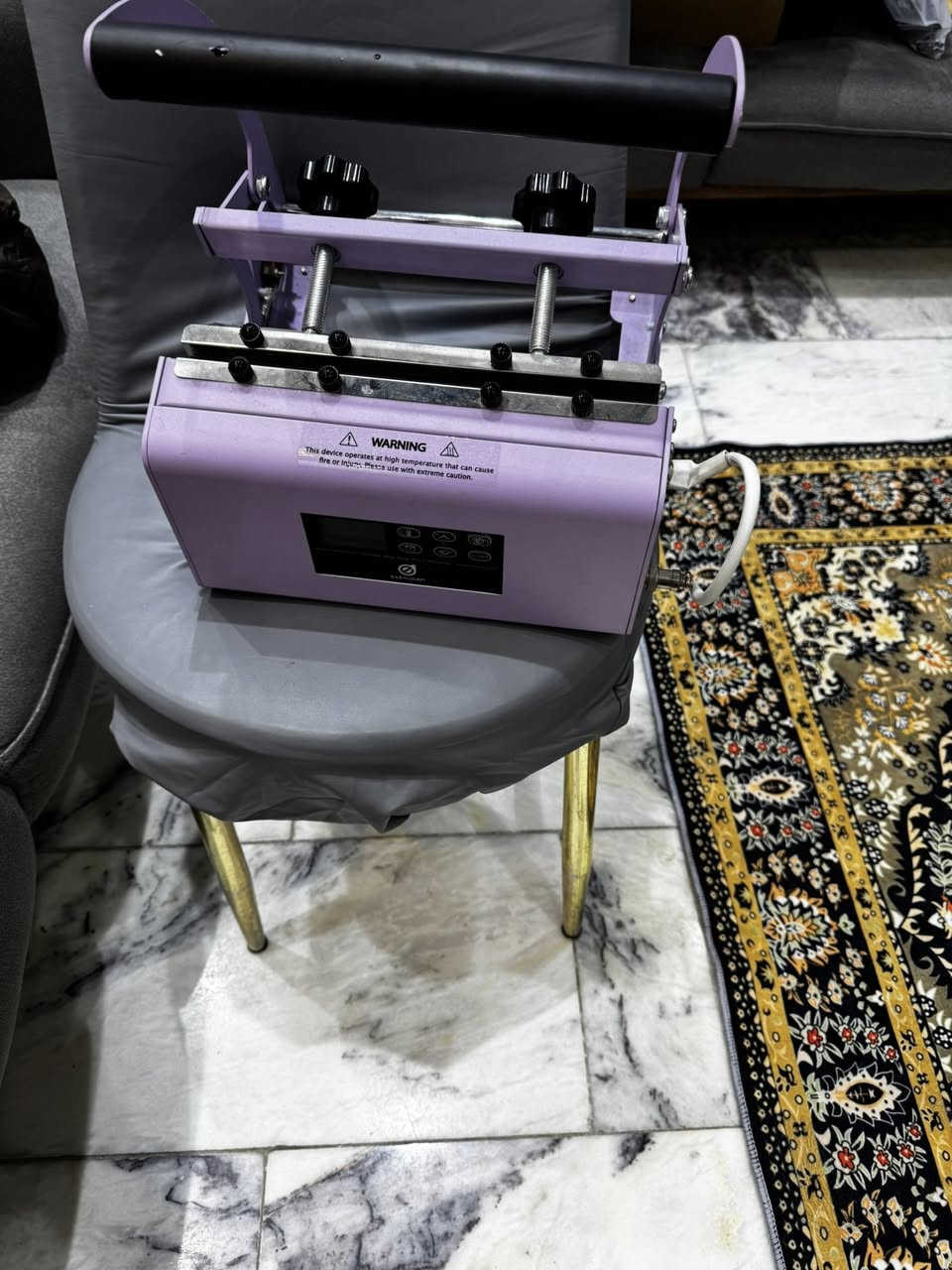 خوان طابعه مال اكلاصات تطبعلك صور عل اكلاصات بسعر كلش مناسب شغاله نقصه بس شاحنه
***********
