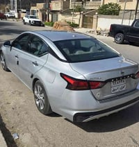 نيسان التيما ٢٠١٩ أس رقم اربيل وارد امريكي لون سلفر ماشية   ١١٢ألف كيل...