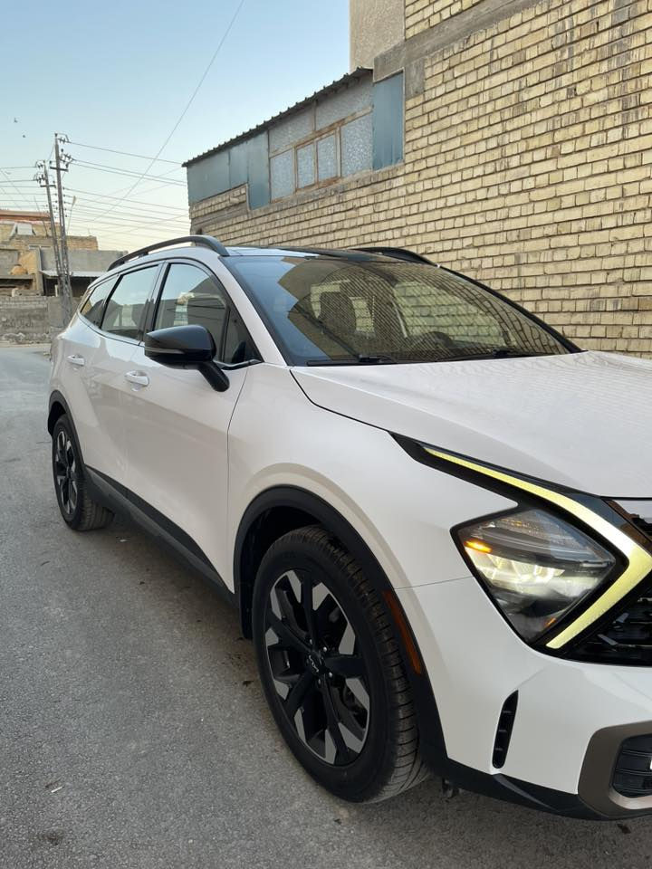 سلام عليكم
كيا سبورتج XLin امريكي 2023 رقم بغداد نگليزي 
ماشيه 68 mil
مواصفاتها
. محرك 2500
. بصمه 
. بنوراما 
. صندوق كهرباء ذكي 
. كرسي كهرباء السائق 
. سايد بريك بصمه 
. انظمة قيادة عدد 4
. شاشه متصله كبيره
. شاحن واير ليس 
. تدفئه كشنات 
. رادار امامي وخلفي وجانبي 
. اتوو هولد 
. تحديد مسار 
. حساس خلفي 
حادثها الامريكي صندوق وتعدل نفسه وباب خلف سائق كلير فقط 
وبلعراق خشم جمالغ امامي جهة السائق اربع اصابع ونرش كلير فقط 
سعرها 22$ وبيها مجال 
مكانها بغداد الحسينيه 
هـ***********
