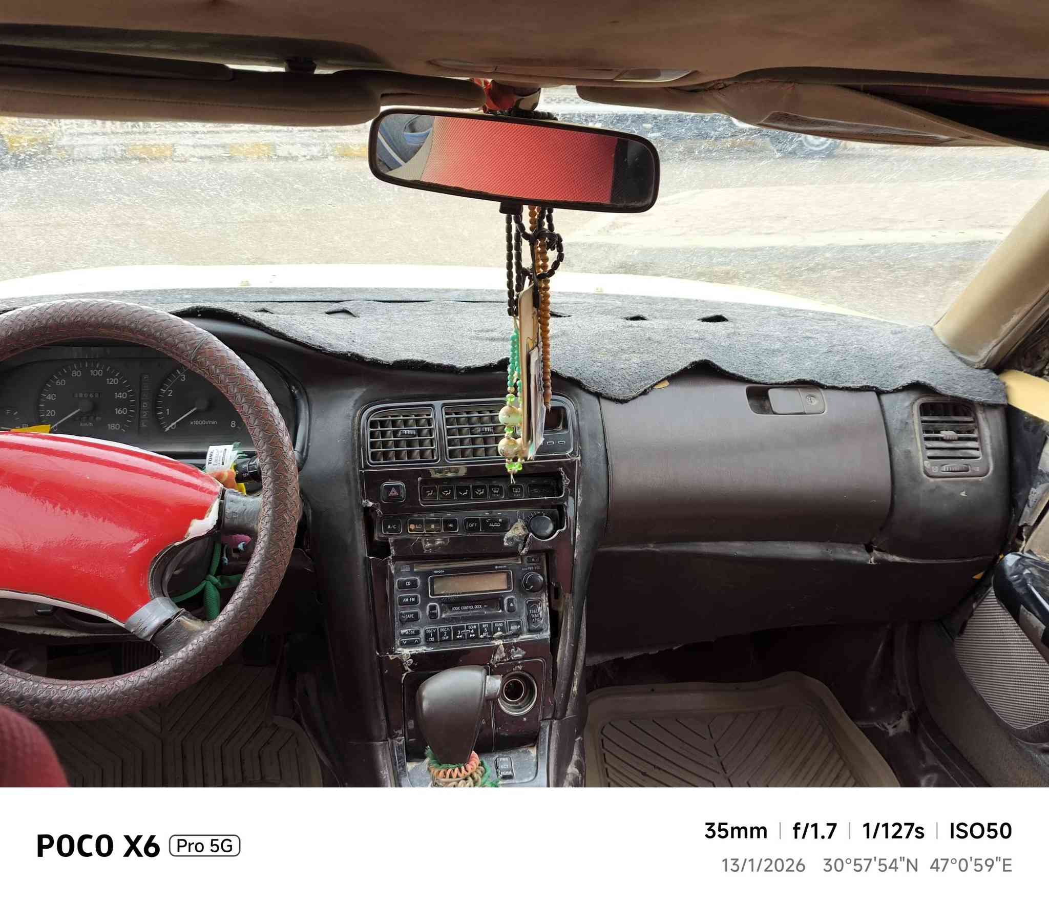 السلام عليكم ورحمة الله وبركاته 
مكلف بالنشر. 
سياره تويوتا مارك مديل 2000 لون اصفر  ميسان اجره السعر25 وبيها مجال مكان السياره الناصريه قضاءالجبايش للاستفسار الاتصال على صاحب السياره ***********
