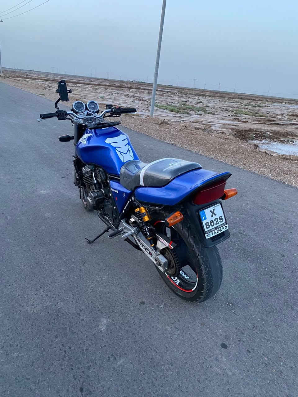 السلام عليكم CB400للبيع كفاله     ***********
