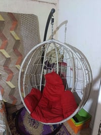 عندي هاي المرجوحه للبيع اريده ب100 وبيها مجال 07815094483 بي واتساب