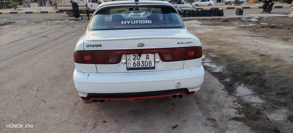 السلام عليكم سياره للبيع سوناتا 2 موديل 95 رقم ديالى نكليزي سنويه ٢٠٢٨ كير اوتماتيك  صدر امامي و خلفي جديده تخم تاير جديد كهربائيات كله شغال محرك مفتوح  مصبوغه عام بدون خياس بدون ضربه  تدفئه تبريد سنتر لوك كامره شاشه  السعر ٣٨  قفل   المكان ديالى خان بني سعد رقم الهاتف ***********
