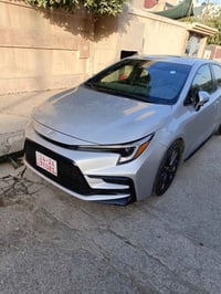 كورلا امريكي موديل 2024 se black ماشية 10 الف ميل   تبديل باب خلف السا...