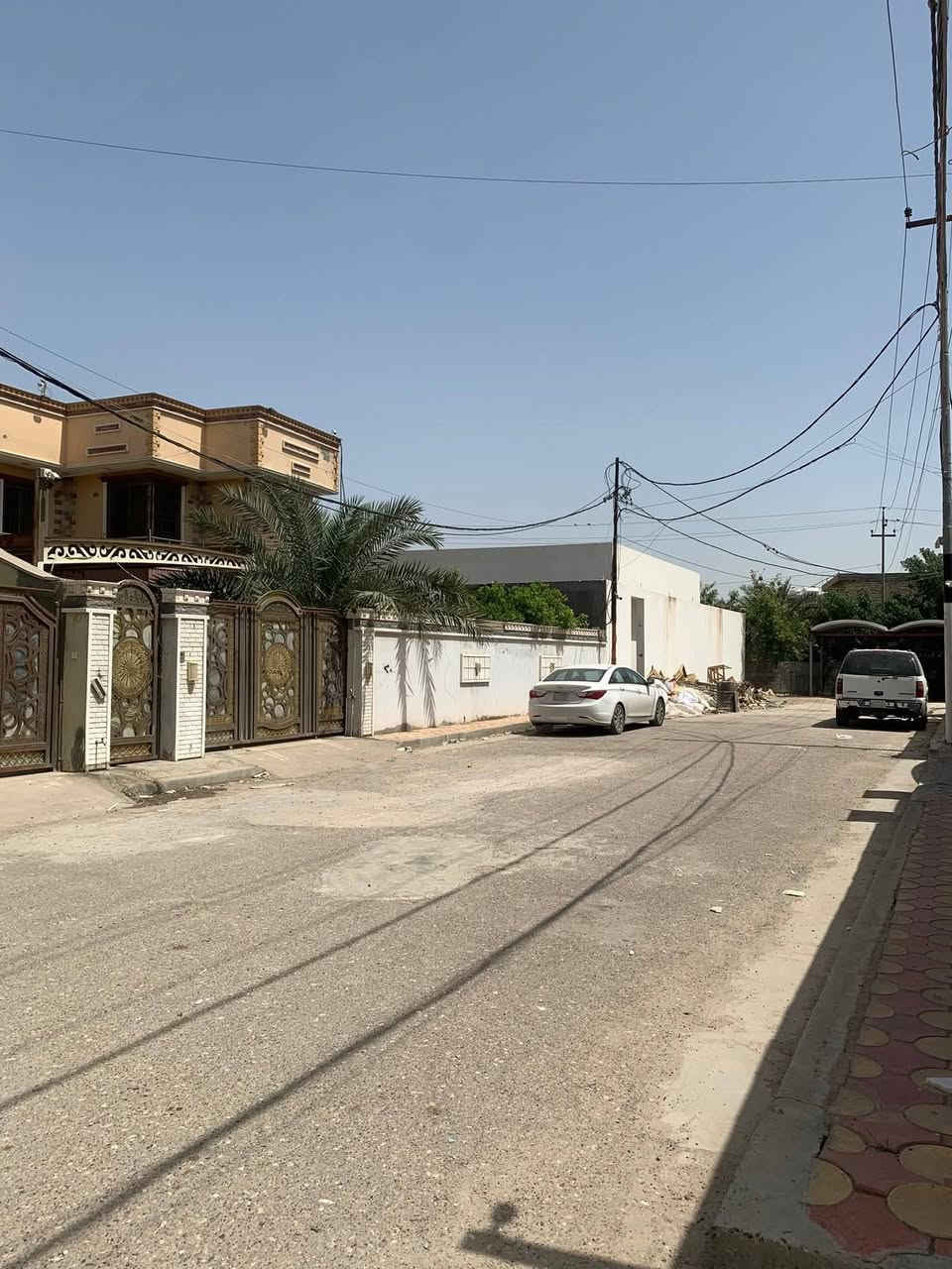 كاع زراعي بداخل فرع حجي صادق الجبوري البحث العلمي

مساحه ١٢٠ متر
الواجها ٨
نزال ١٥

المتر مليون قفل يعني سعر الكاع ١٢٠ مليون للاتصال ع رقم *********** وتساب
