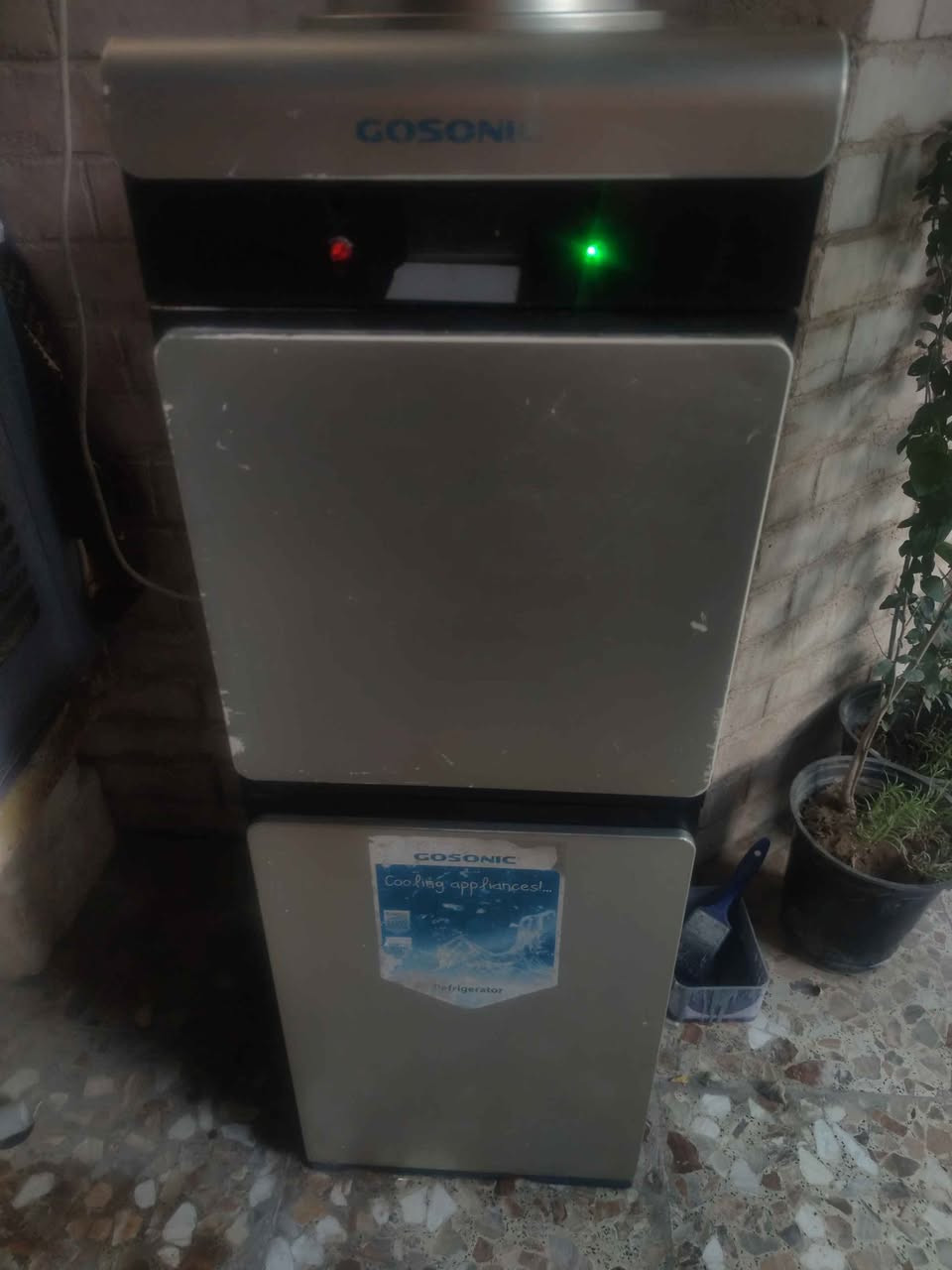 📢 عرض للبيع

🔹 براد ماء  (GOSONIC)
🔹 الحالة: مستعمل
🔹 السعر: 35,000 دينار عراقي فقط

✅ يعمل ماء بارد وحار
✅ الثلاجة السفلية مفصولة
✅ مناسب للمنزل أو المكتب

📞 للاستفسار والمراسلة على الخاص. بغداد, العراق


**إذا كنت صاحب هذا الإعلان وتريد حذفه لأي سبب، رجاءا أرسل رسالة إلى الدعم الفني**