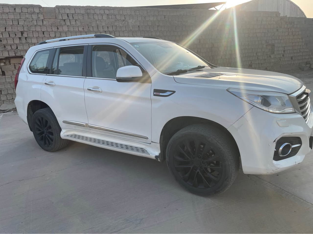 سلام عليكم 
للبيع او المراوس
-------------------------------
Haval H9 2019 Lux 
فول مواصفات واحد على واحد 
السياره كلين تايتل مابيها شي ابد فقط مكانات بارد صغيره 
المواصفات:
7 راكب
كيج الكتروني
كير طياره (ZF الماني 8 سرعات)
مكينه 2.0 توربو 
مرايات شفط 
حساسات 360 درجه 
بصمه 
شاشه جبيره 
دخول ذكي للابواب
سقف سلايت
تثبيت سرعه
الاضويه Led
كشنات جلد 
تدفئه الكشنات امامي خلفي 
تدفئه استيرن
اضويه Led داخل السياره ب 3 الوان 
هاند بريك بصمه
اوتو هولد 
تبريد 3 قطع ثلج 
وضعيات قياده 5
ترحيب بل مرايات والشاشه عند التشغيل
وضعيه المنحدرات 
بخاخ لايت الامامي
كاميرا خلفيه
فور ويل 
وبعد بيها مواصفات
--------------------------------------------------
ماشيه 128 الف Km وقابل للزياده
سنويه بأسمي تحويل ثاني يوم رقم بغداد انكليزي
العنوان:بغداد الكرخ حي المواصلات
السعر:160وبيها مجال
الرقم وات ساب*********** بغداد, العراق
