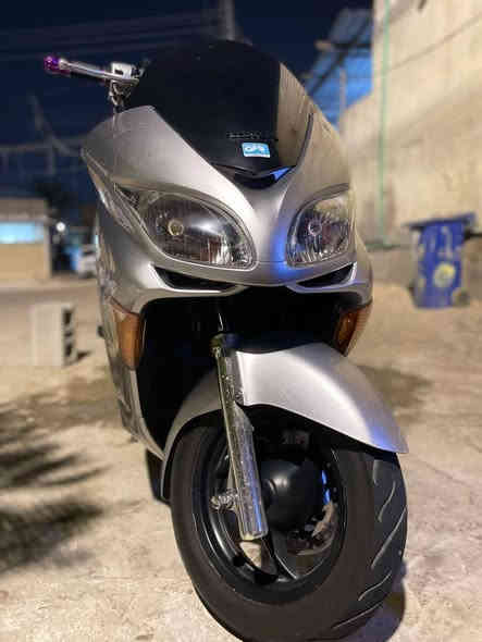 فورزه 0/9 دراجه بلاديه بس الكير ملغي بيها السعر المطلوب مليون و ثلاثمئه 1300000 و بيها مجال

بصرة العنوان للتواصل ***********
