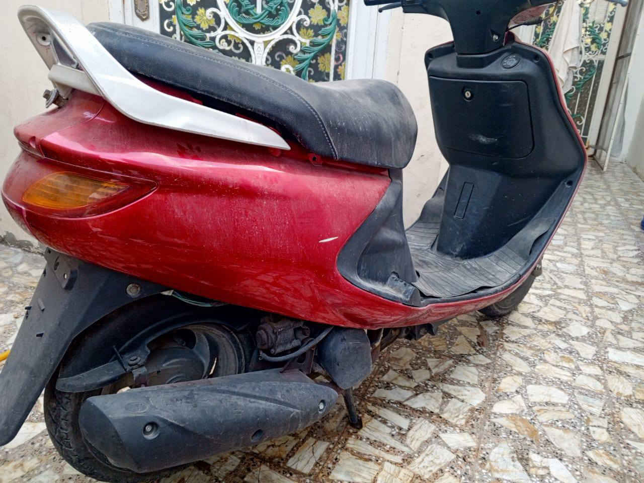 دراجه فراشه حاويه ستوني منزله من حاويه مكينه مامفتوحه دراجه جاهزه.. السعر 600 وبيه مجال لشراي. وتساب ***********
