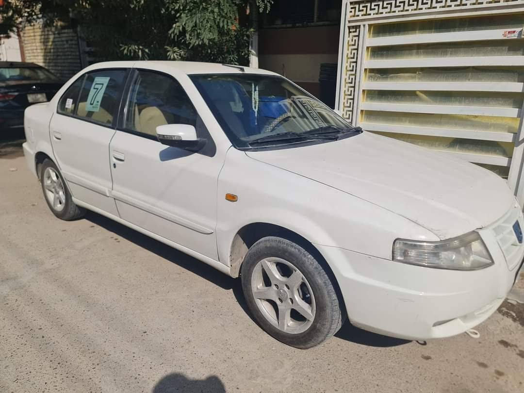 سمند سورن موديل 2012 رقم بغداد مشروع وطني مداور ثاني يوم سنويتها منتهية
كير وحدادية شرط .مكينتها بيها تنقيص سعر 38 وبيها مجال  
الاتصال ***********
