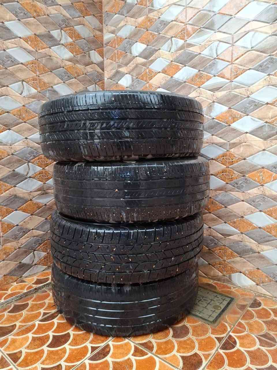 السلام عليكم جمعه مباركة عليكم ان شاء الله 
تخم تاير مال سبورتج2024 أمريكي أصلي 
مستخدمات نضيفات الحجم 235×60×18
بسعر مناسب والماعنده يجي ياخذهن بلاش 
مكاني حله ***********
