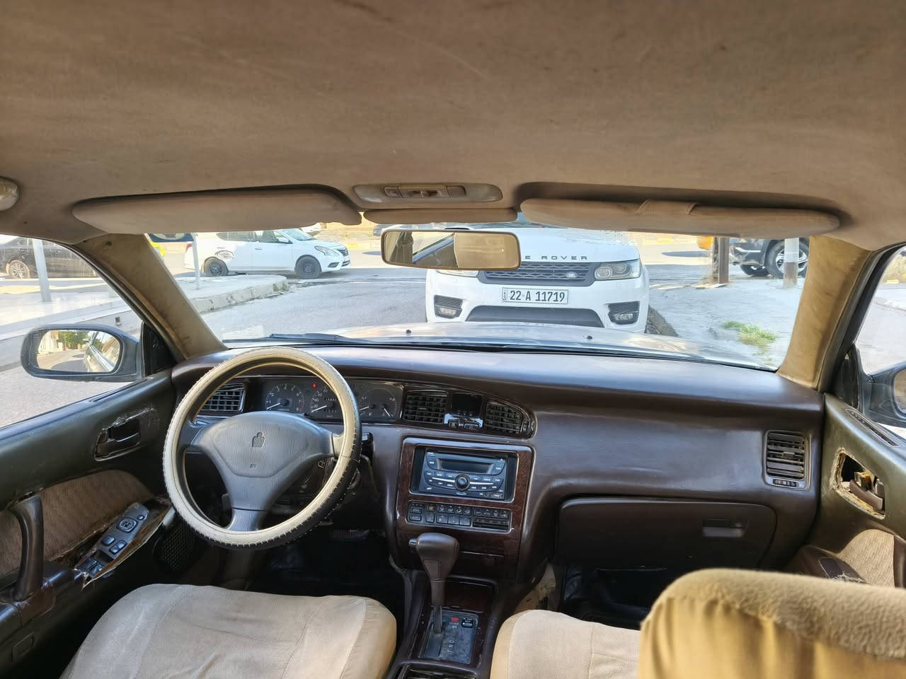 السلام عليكم
كراون بطة موديل 1994
محرك جديد 2500
كير جديد 
الفريز الداخلي جديد +تحوير البوابات جديد
راديتر جديد 
حاضنة راديتر جديد 
دينمو جديد
سلف جديد 
بيها دواير خلفي والباقي كفالة
تايرات جدد
باتري جديد 
السعر 65
تواصل 
***********
