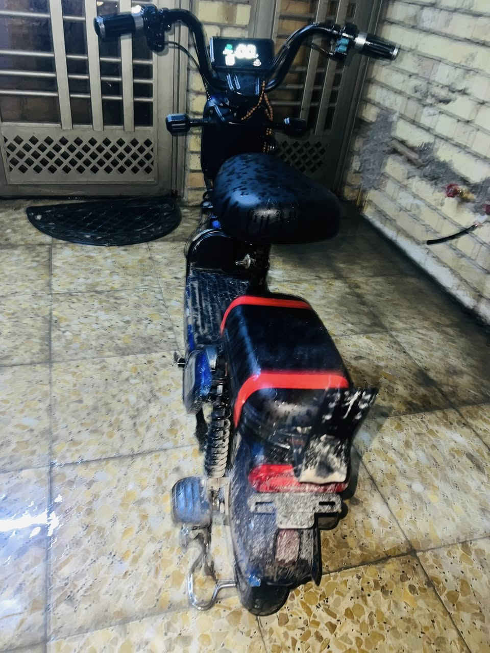 سلام عليكم دراجه البيع 
موديل 2025
الدراجه نضيفه 
تخم تاير جديد 
كهرباء كلها شغاله 

انطيك ضمان بل بطاريه 
عراضه 250 وبيه مجال   
الرقم ***********صيانة دراجه
