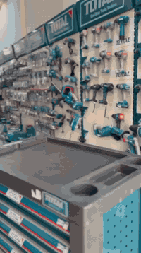 بكج TOTAL • دريل همر ٢٨ ملم • بطاريتين ٤ أمبير