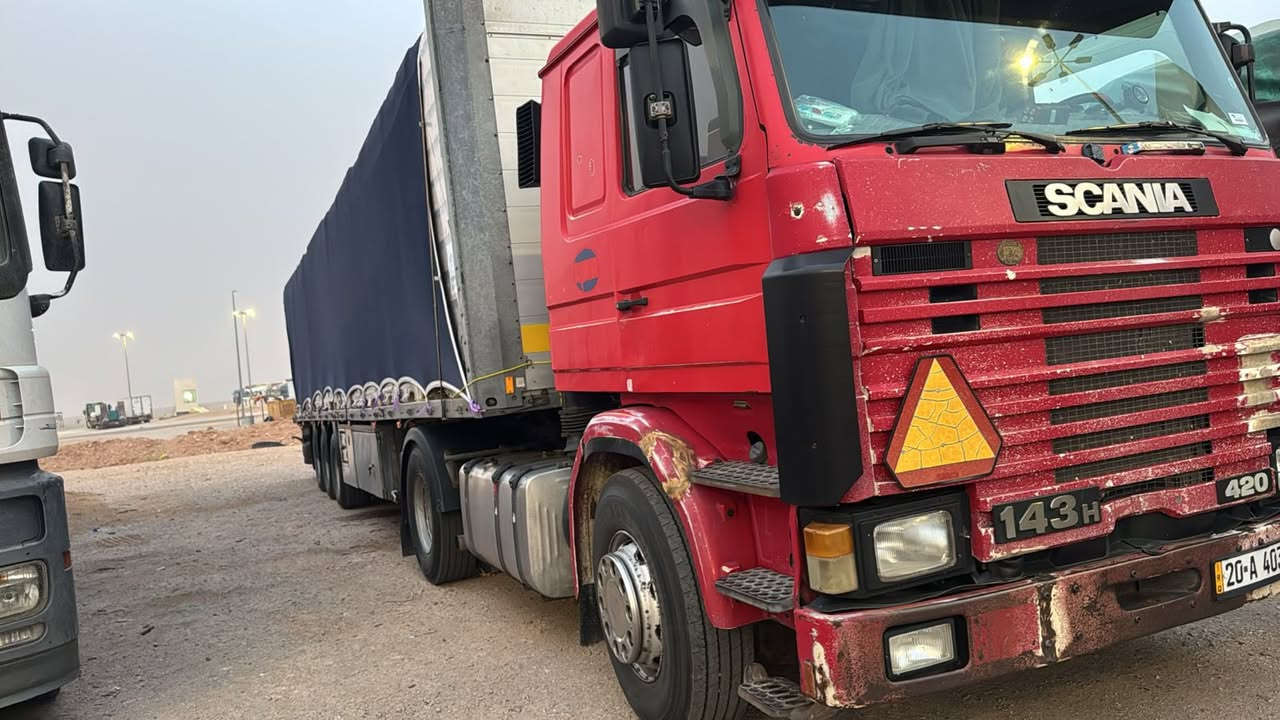 سلام عليكم سكانيه البيع موديل 93 مكينه 8السياره مكفوله شرط التحويل عربانه فنكلايز ***********
