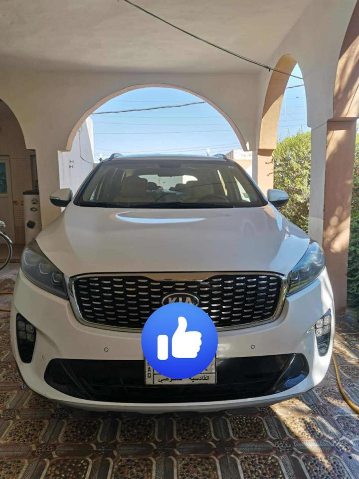 @ #

كيا سورنتو موديل 19
فول مواصفات بيه شخط بالباب وبارد كد اصبعين بالجامغ الامامي موضح بالصوره 

_حجم محرك 6سلندر 

_تحكم ستيرن 

_كروز سرعه

(تحكم سرعه )

_يدات نيكل بلادي 

_لدات امامي خلفي 

_مري جانبيه شفط كهربائي 

_كشنات مخمل

_بصمه تشغيل +بصمه ابواب 

_ أشاره ترحيب باليدات عند الاقتراب 

_كشنات كهرباء عدد 2 
_حساسات امامي وخلفي 

_لايت ثلاث عدسات بلادي 

_انظمه قيادة عدد 4

 _سبعه راكب 

_صندوق كهربائي 

_بردات خلفيه بلادي 

 _جام اتو +حاكيه بلوتوث 

 _ويل ستيل حجم 19

_شحن وايرلس 

_ سياره ماشيه 176

مكان السياره الديوانيه 

‭0780 150 1357‬

‭0771 197 7416‬
