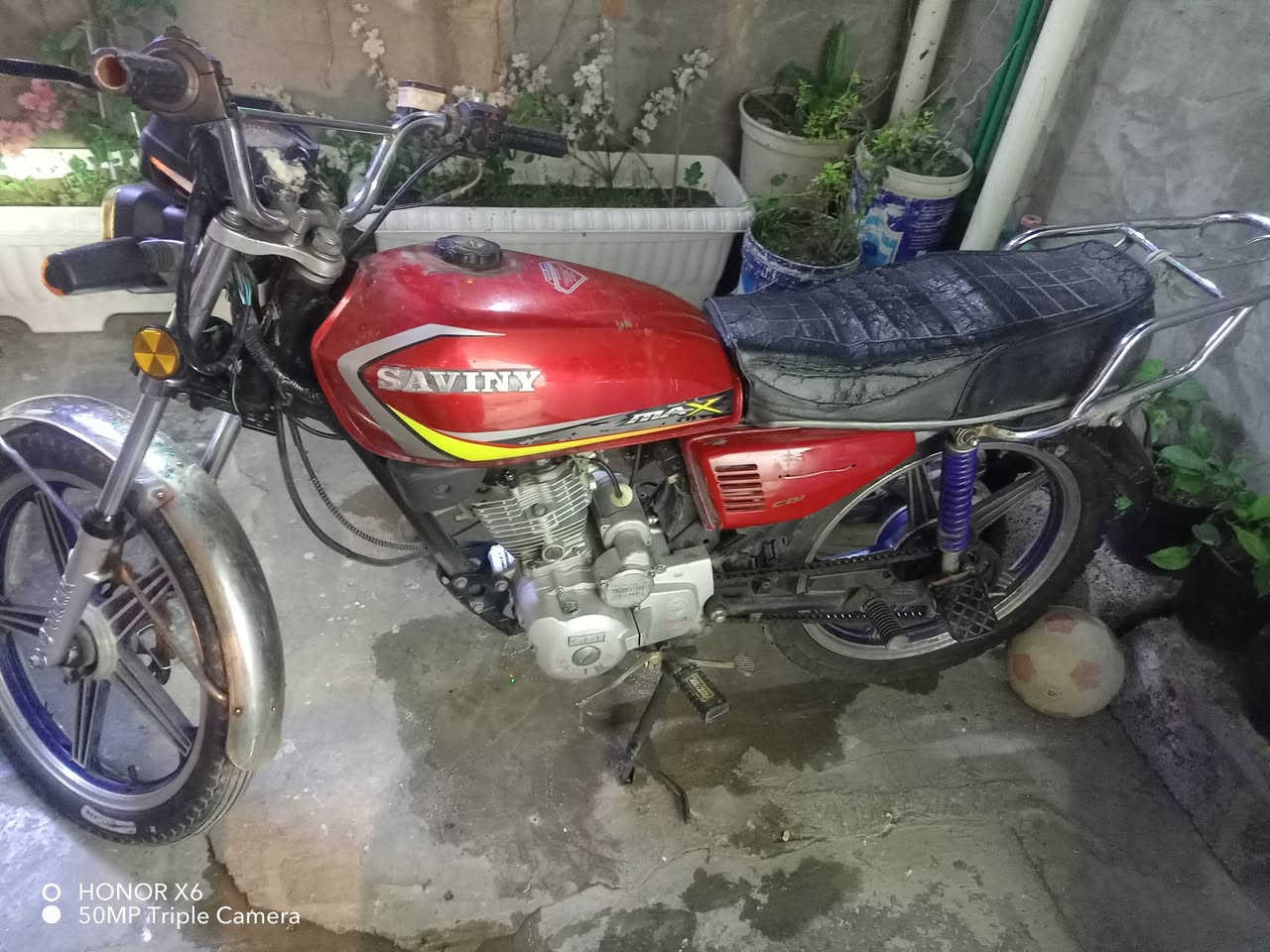 سيفان ٢١ كايمه بس تشتغل سلف وهندر
دخن بل مشي بدون اوراق مكفوله سرقه
٣٠٠ بيها مجال *********** بغداد جسر ديالى
