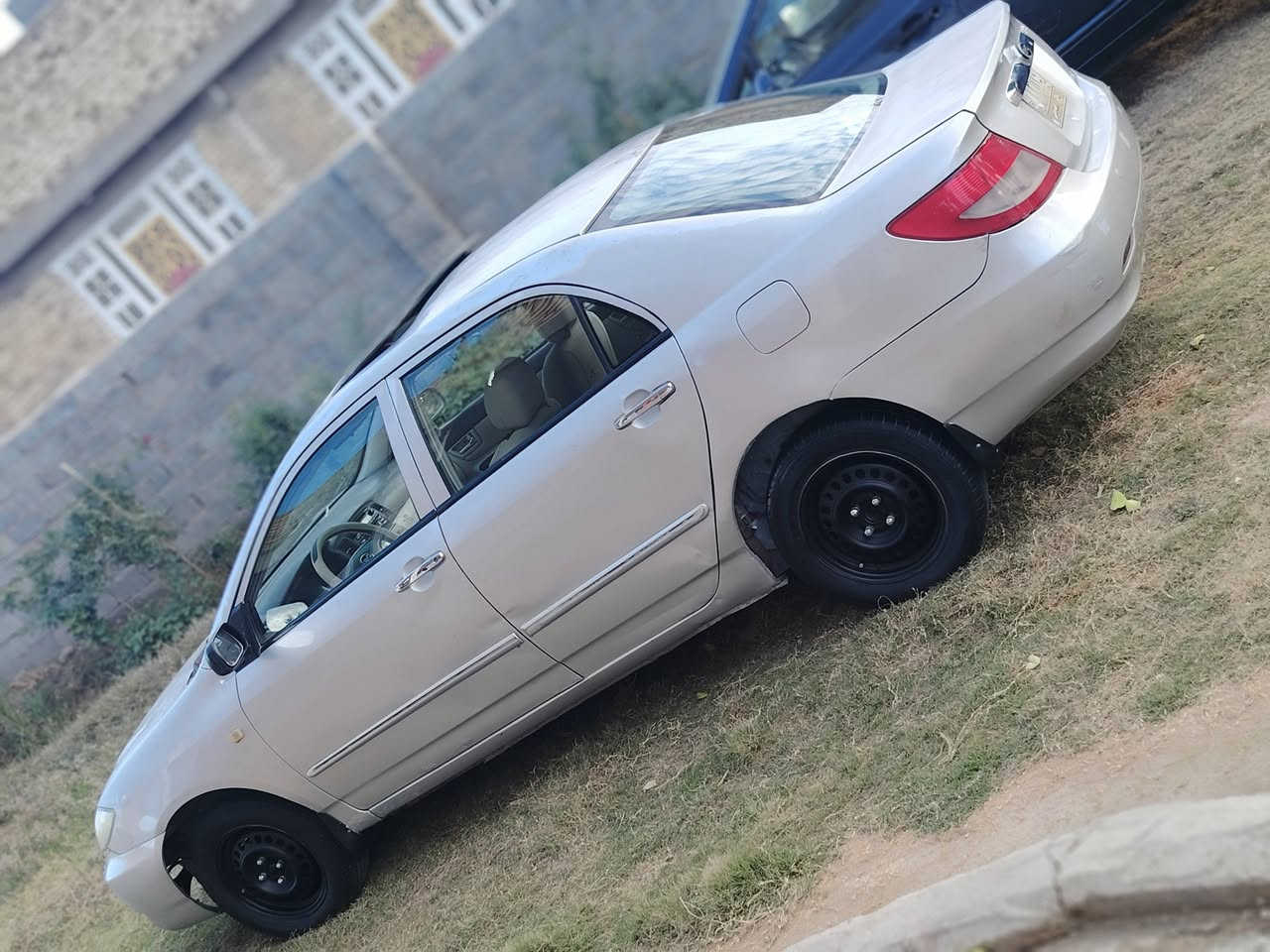 السلام عليكم سياره نوع بي واي دي موديل 2013سياره مكفوله مكينه وكير وحدايه وتخم تاير سياره نضيفه كلش رقم السياره بابل/مكان السياره بابل/الإتصال على الرقم/***********
