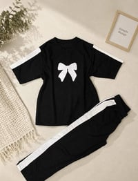 موديل أنيق • خامة مريحة • مقاس M/L