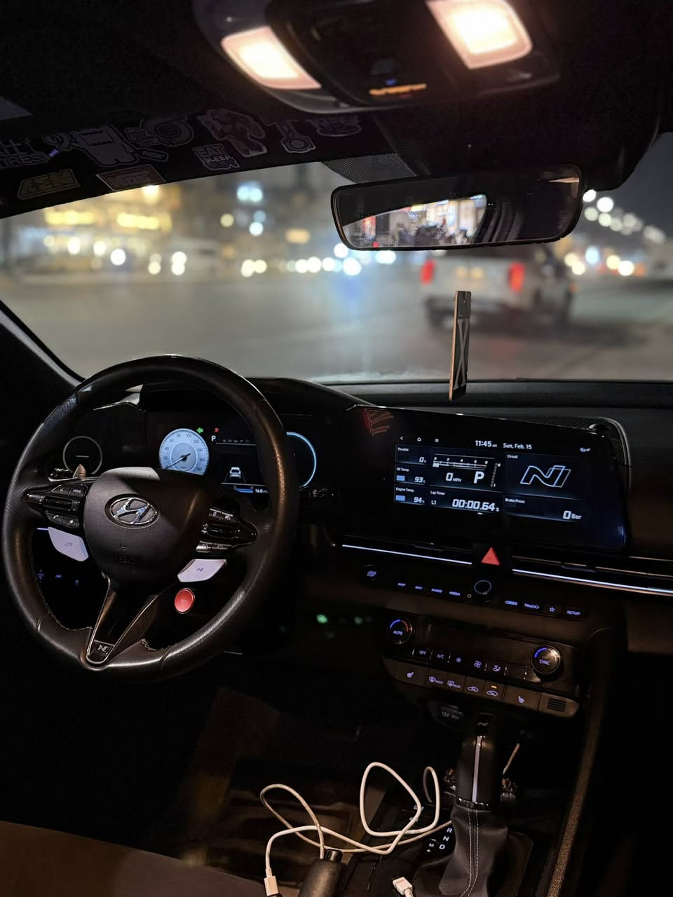 السلام عليكم للبيع او مراوس بـ موستنك 20 وفوك GT
 هيونداي إلنترا   N 2023 - لون أسمنتي مميز
الحادث : بدون صبغ السياره بيها بنيد ورصعه بل باب الخلفيه فقط ايرباك ستيرن فقط بدون لغد وشواصي
أ المواصفات الأساسية: عليها ويل سعره 500$
الموديل 2023
عداد المشي : 26ميل
الفئة: N (الرياضية)
المحرك: 2.0 لتر تيربو - قوة 286 حصان
ملاحظه : السياره عالبلاد مملعوب بيها ستوك حته الحجرات 
موجودة بيها

ملاحظه : السياره بدون اي عطل وما مشتغل اي كلوب بالدشبول + بدون اي نقص جاهزه

ناقل حركة: أوتوماتيك / دبل كلتش (DCT) - مع وضعيات قياده رياضية
الدفع: أمامي مع نظام تفاضلي إلكتروني رياضي (N
(
Corner Carving
التسارع: 100 - 0 كم/س خلال ~5.3 ثانية

المميزات:
شاشة وسطية 10.25 إنش متصله + عدادات رقمية 

نظام صوت Bose فاخر

مقاعد رياضية N مع دعم كامل

مثبت سرعة ذكي + أنظمة أمان متكاملة (تنبيه خروج عن المسار، فرامل طوارئ، مراقبة النقطة
العمياء)

إضاءة LED أمامية وخلفية

مكيف أوتوماتيك ثنائي المناطق

جنوط رياضية مقاس 19 إنش

دخول وتشغيل بصمة

سبويلر خلفي + عادم رياضي مع خاصية N Sound

• اللون: أسمنتي (لون نادر ومطلوب)

أ الموقع: [ بغداد - بغداد الجديده النعيريه ]

§ السعر: [215$] بيها مجال

للتواصل : اتصال

واتساب : ***********
