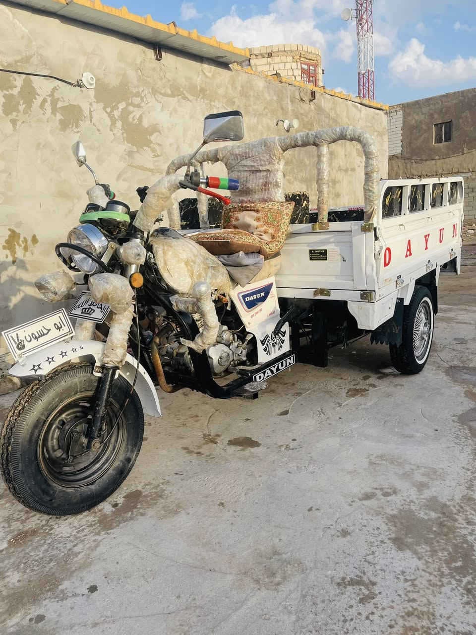 للبيع اصولي كامله تريد مداور تريد مكاتبه مجمعها بل ناصريه يم لكرار مديل ٢١ ستوته نضيفه وغراضا كله جديد شراي تصل سعرها ٢و ميه وبيه مجال للشراي مكاني غراف ***********
