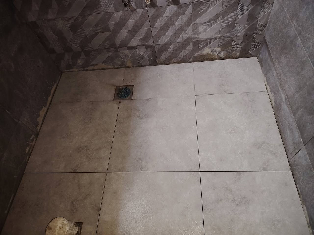 السلام عليكم
اسطئ سيراميك شغل درجه اولى شرط
جداري كوبنات مرمر ارضي بورسلين باركي خشب شرط هندسي تسليم 
تواصل
***********
***********
عمر السراميك والبورسلين
