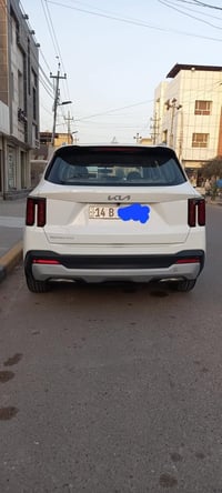 كيا سورنتو مديل 2025 ماشيه 11 الف مكفوله سعرهه 275 07710830958