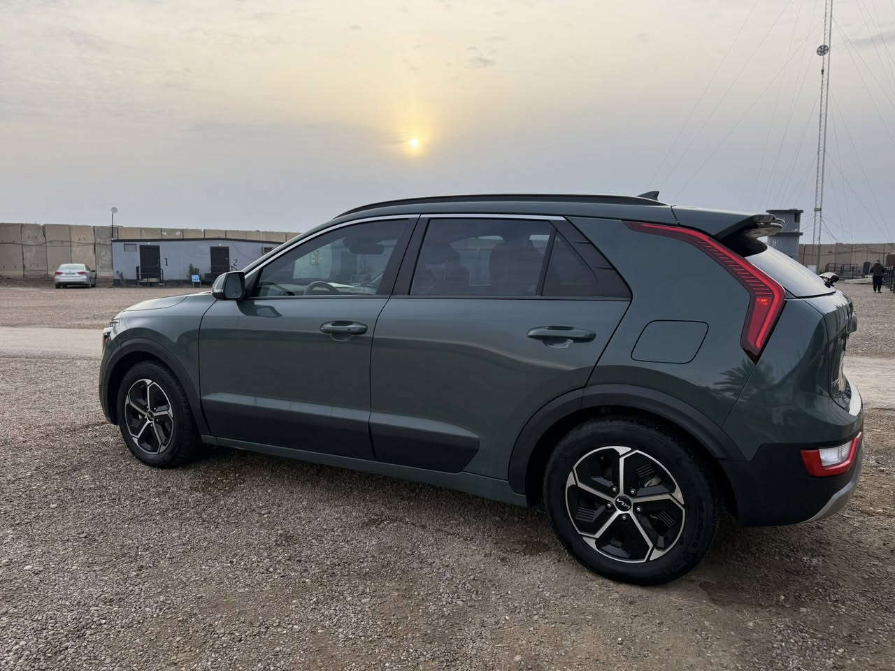 Kia niro ev 2023
لون زيتوني مميز 

وارد امريكي 

الحادث جزء من البنيد موضح بالصورة 

مقاعد مخمل نص جلد 

حساسات امامي خلفي 

كامرا بلادي 

تحكم ستيرن 

كرسي كهرباء 

تدفئة مقاعد

مساعد تجنب التصادم الامامي 

نظام الحفاظ على المسار والسرعه 

السيارة اقتصادية جداً 

رقم بغداد 

السعر 14.800$

*********** واتس اب
